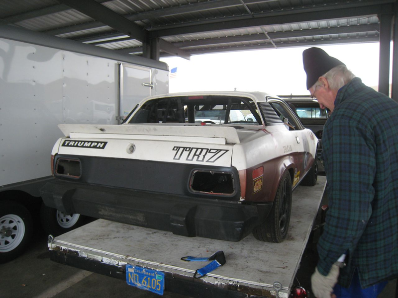 Illustration for article titled 24 Hours Of LeMons Arse Freeze-A-Palooza Über Gallery: British Steel